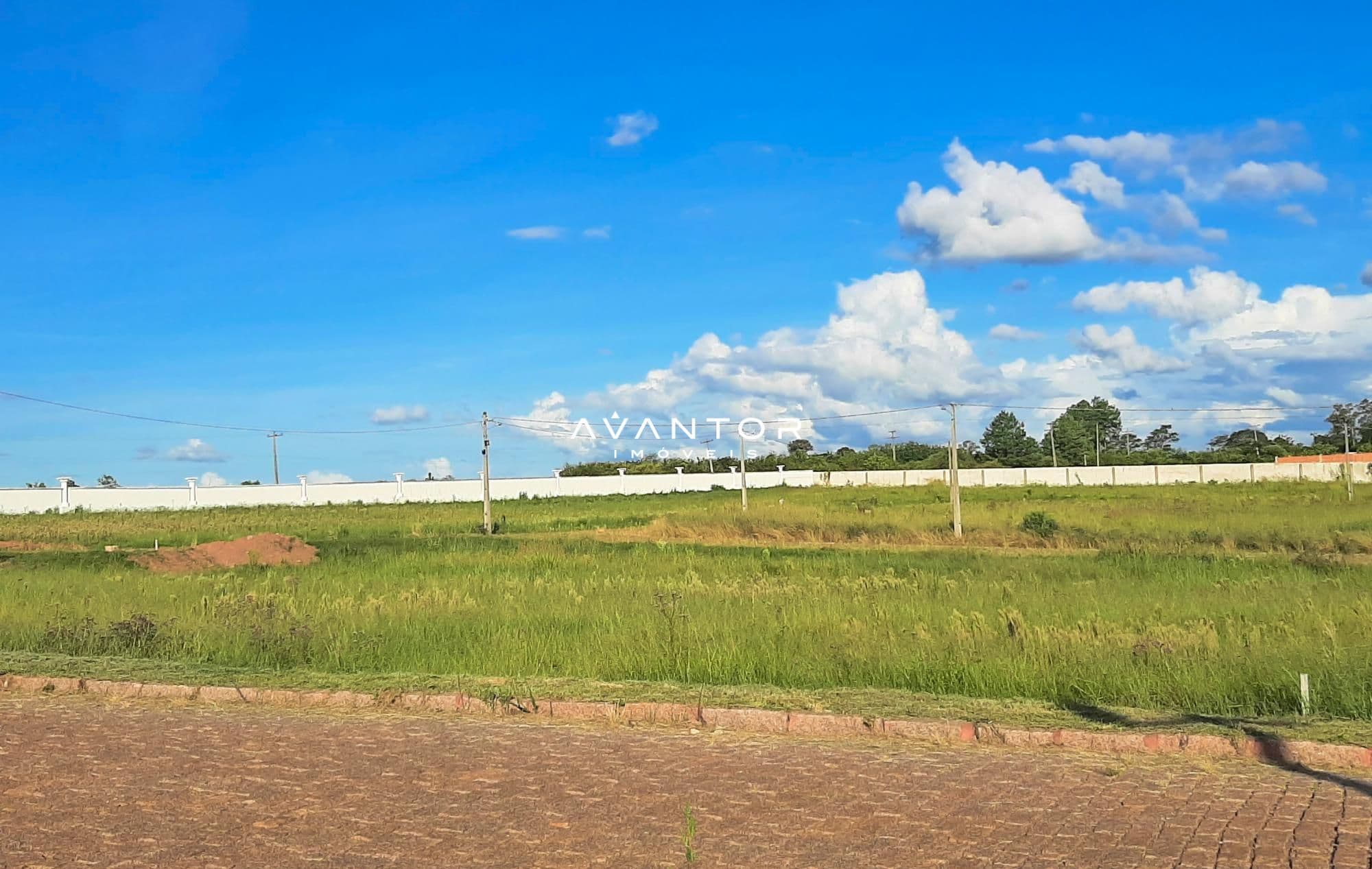 Frente do lote — Terreno à venda no Condomínio Alexandria, em Camobi, Santa Maria/RS
