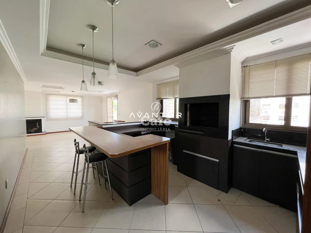 Cozinha integrada à sala com bancada — Cobertura com 3 quartos à venda no Residencial Poeta, em Centro, Santa Maria/RS