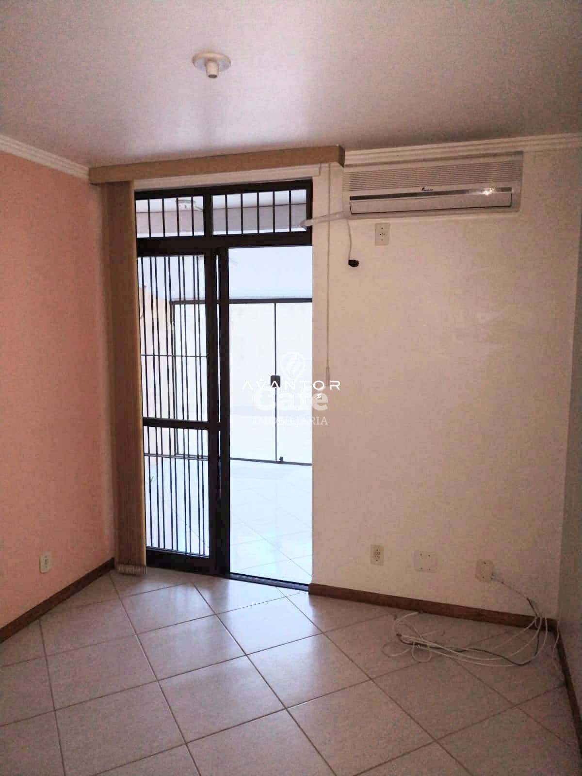 Apartamento, 2 Dormitórios, 2 Banheiros, 1 Vaga, Sacada, Churrasqueira, Semimobiliado, Cen — Apartamento com 2 quartos à venda em Centro, Santa Maria/RS