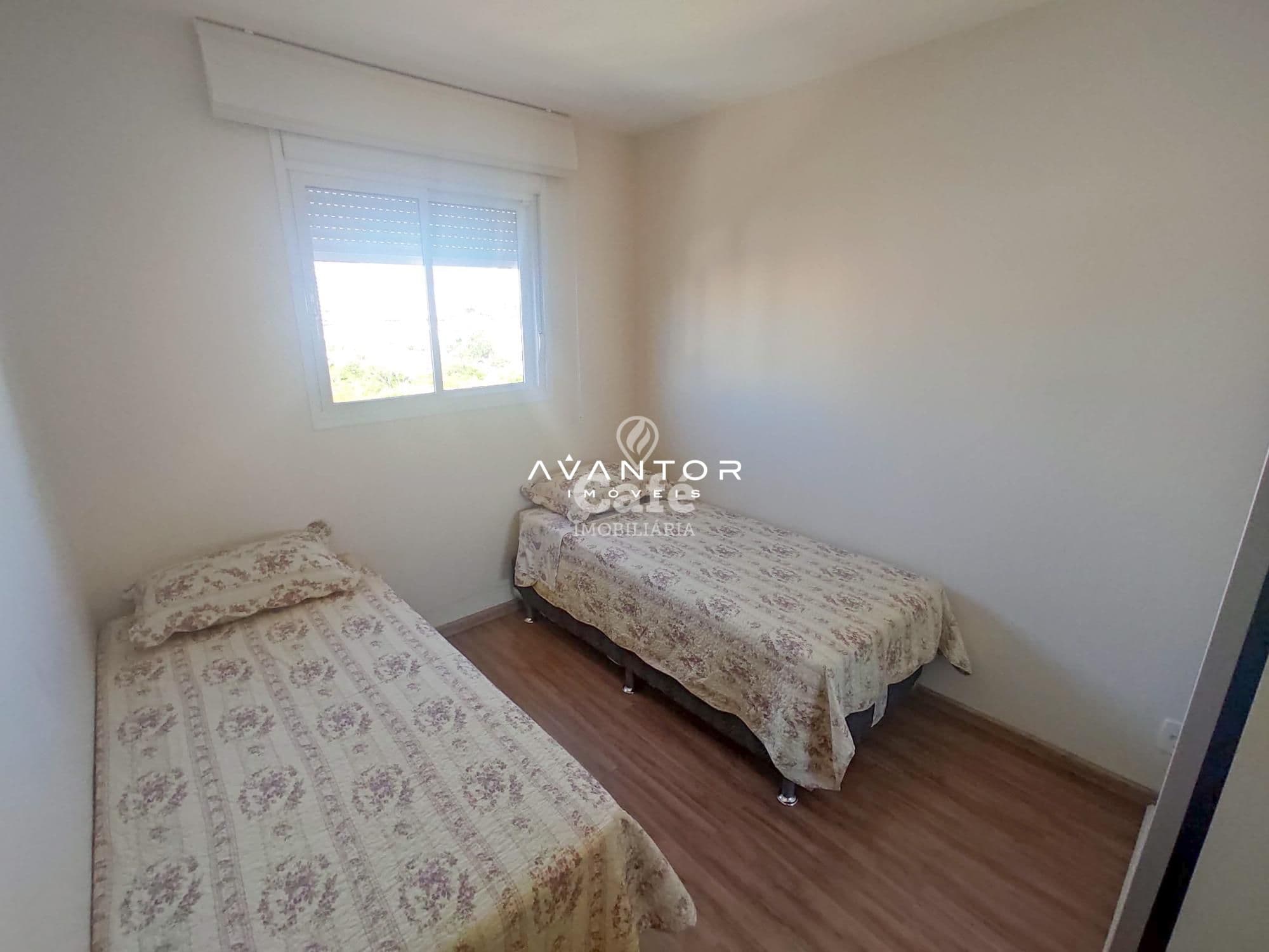 Belo apartamento mobiliado com 3 dormitórios, sendo uma suíte, sacada com churrasqueira e — Apartamento com 3 quartos à venda em Centro, Santa Maria/RS