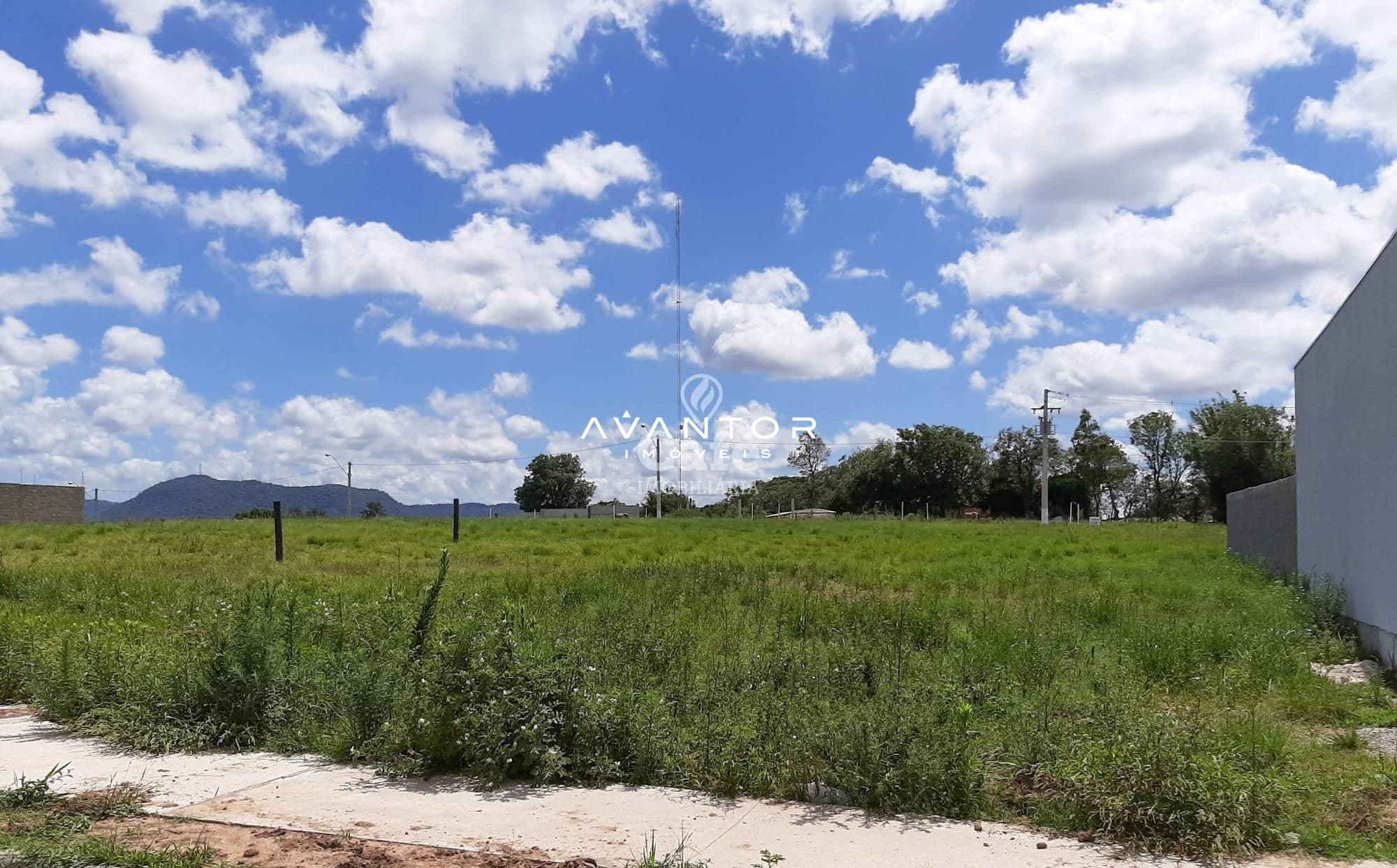 Lote na parte alta do Residencial Alberto Schons — Terreno à venda em Pinheiro Machado, Santa Maria/RS