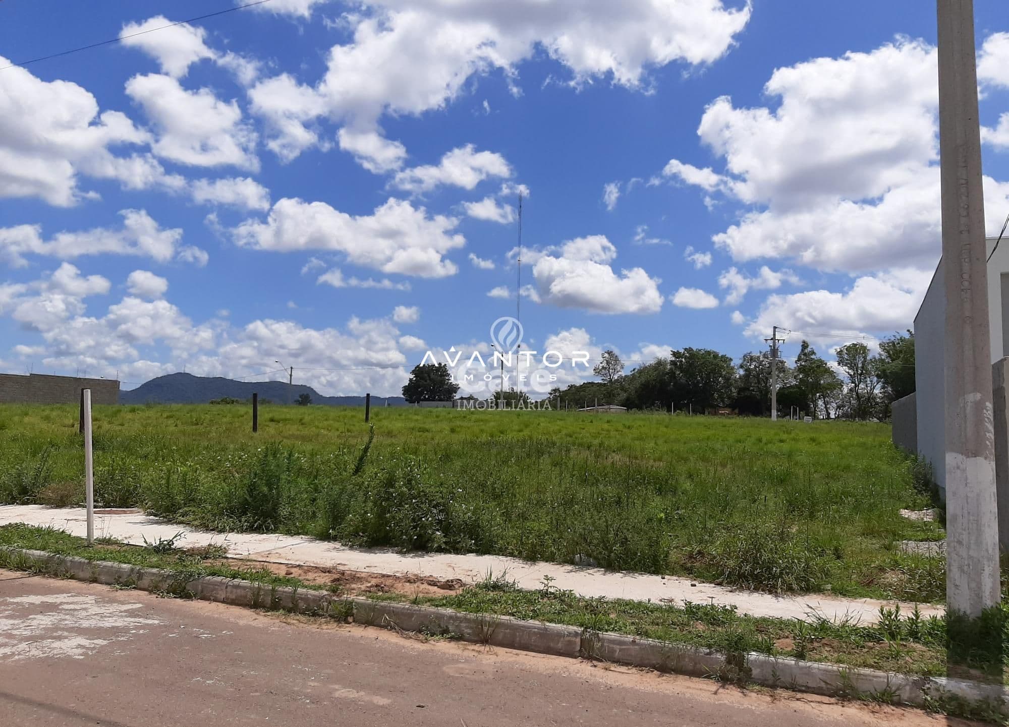 Lote com 322,50m², na parte alta do Residencial Alberto Schons — Terreno à venda em Pinheiro Machado, Santa Maria/RS