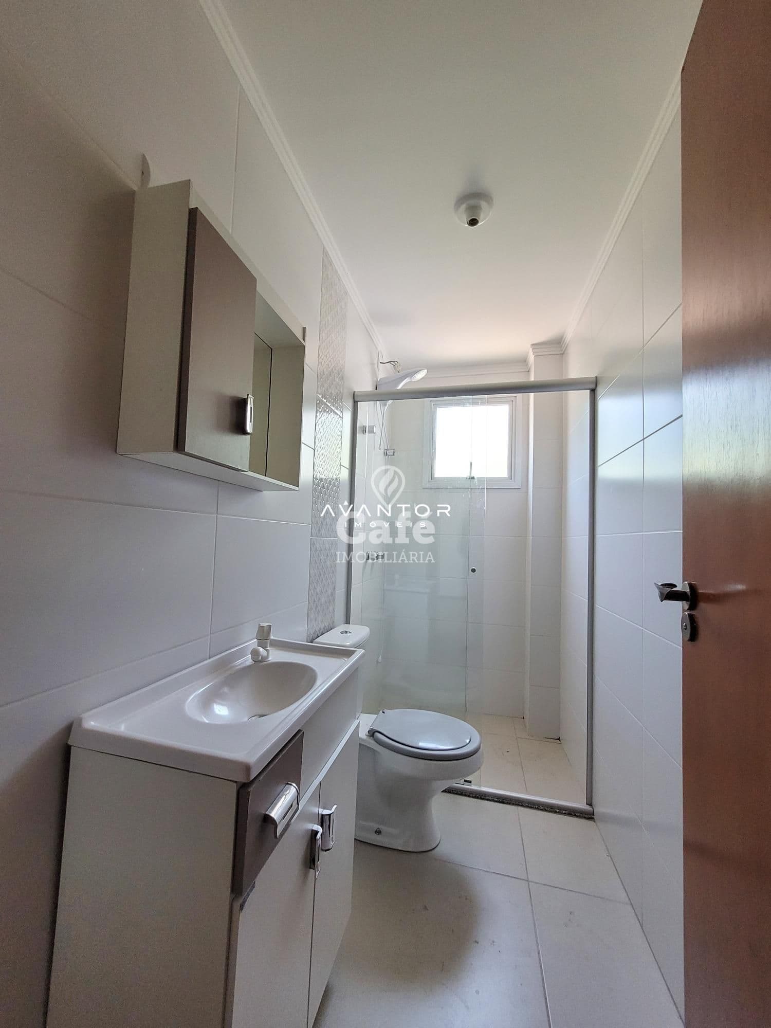 Apartamento 3 Dormitórios, 1 Suíte, Banheiro Social, Sacada, Churrasqueira, 2 Vagas, Bairr — Apartamento com 3 quartos à venda em Camobi, Santa Maria/RS