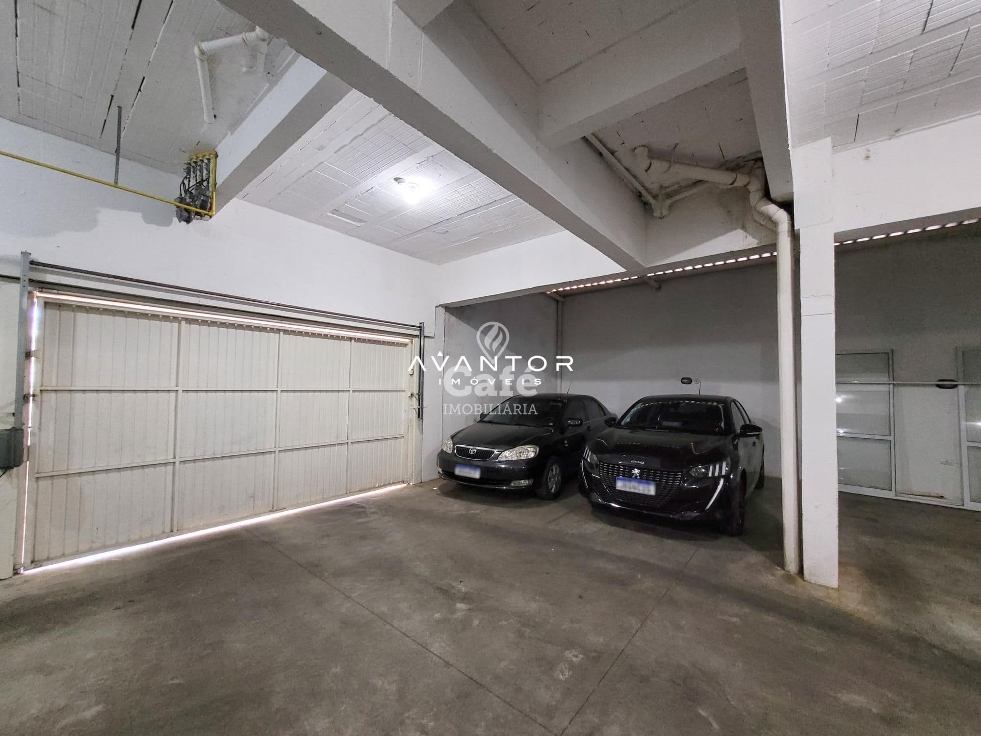 Apartamento 3 Dormitórios, 1 Suíte, Banheiro Social, Sacada, Churrasqueira, 2 Vagas, Bairr — Apartamento com 3 quartos à venda em Camobi, Santa Maria/RS