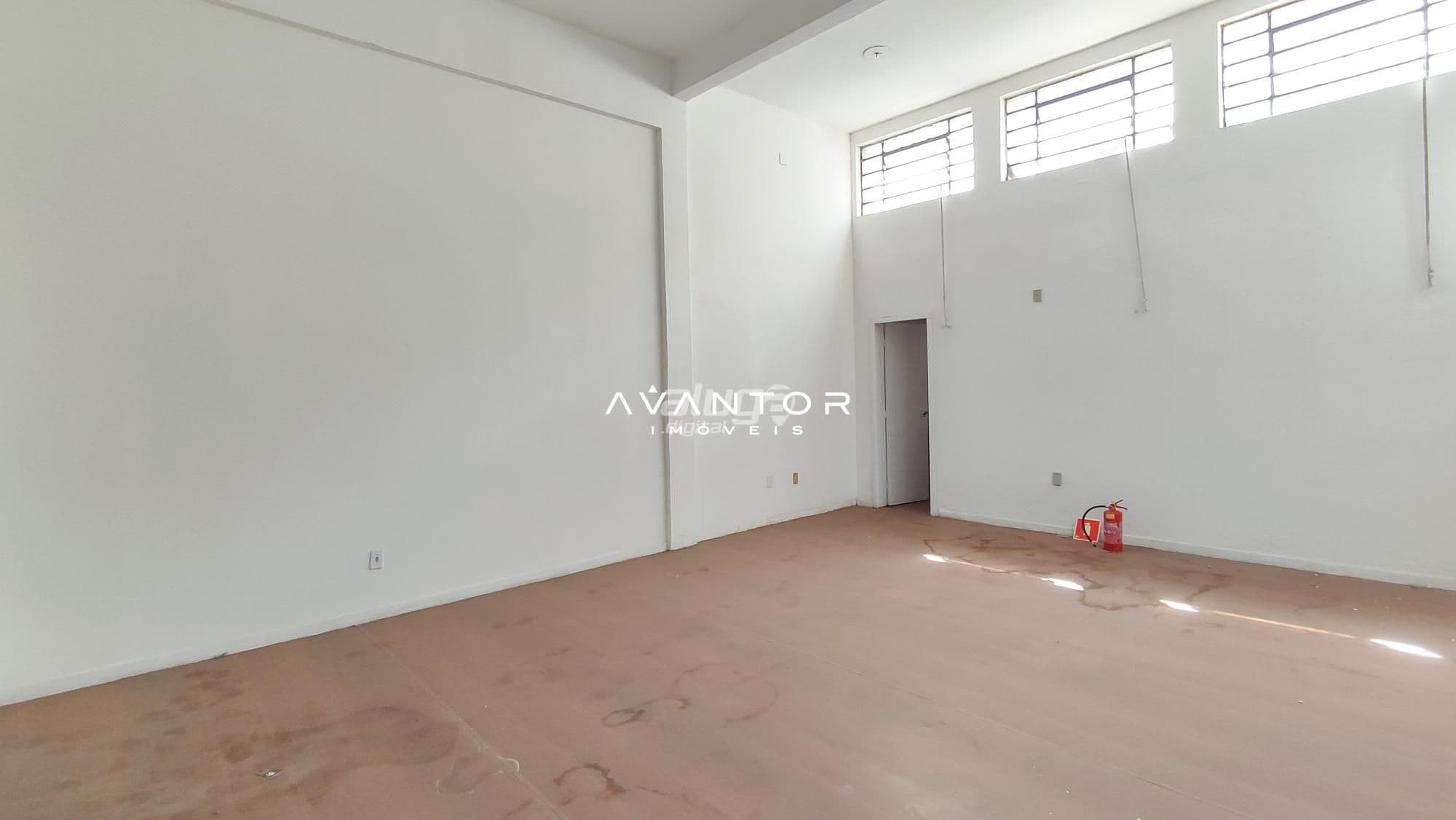 Sala Comercial com 1 sala para alugar no Galeria Guaíba, em Centro, Santa Maria/RS — foto 3 de 6