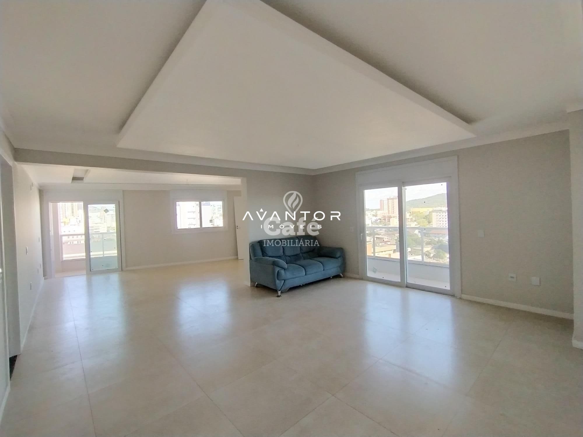 Cobertura, 3 Dormitórios, 3 Suítes, 4 Banheiros, 2 Vagas, Living, Sacada, Churrasqueira, F — Cobertura com 3 quartos à venda em Nossa Senhora de Fátima, Santa Maria/RS