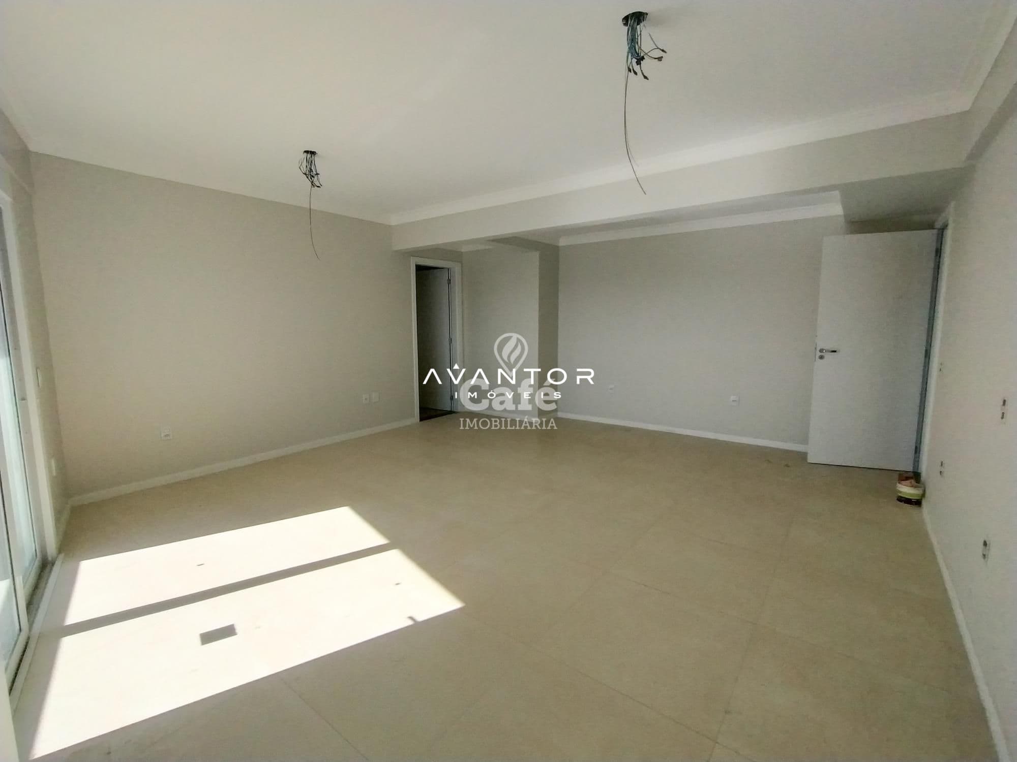 Cobertura, 3 Dormitórios, 3 Suítes, 4 Banheiros, 2 Vagas, Living, Sacada, Churrasqueira, F — Cobertura com 3 quartos à venda em Nossa Senhora de Fátima, Santa Maria/RS