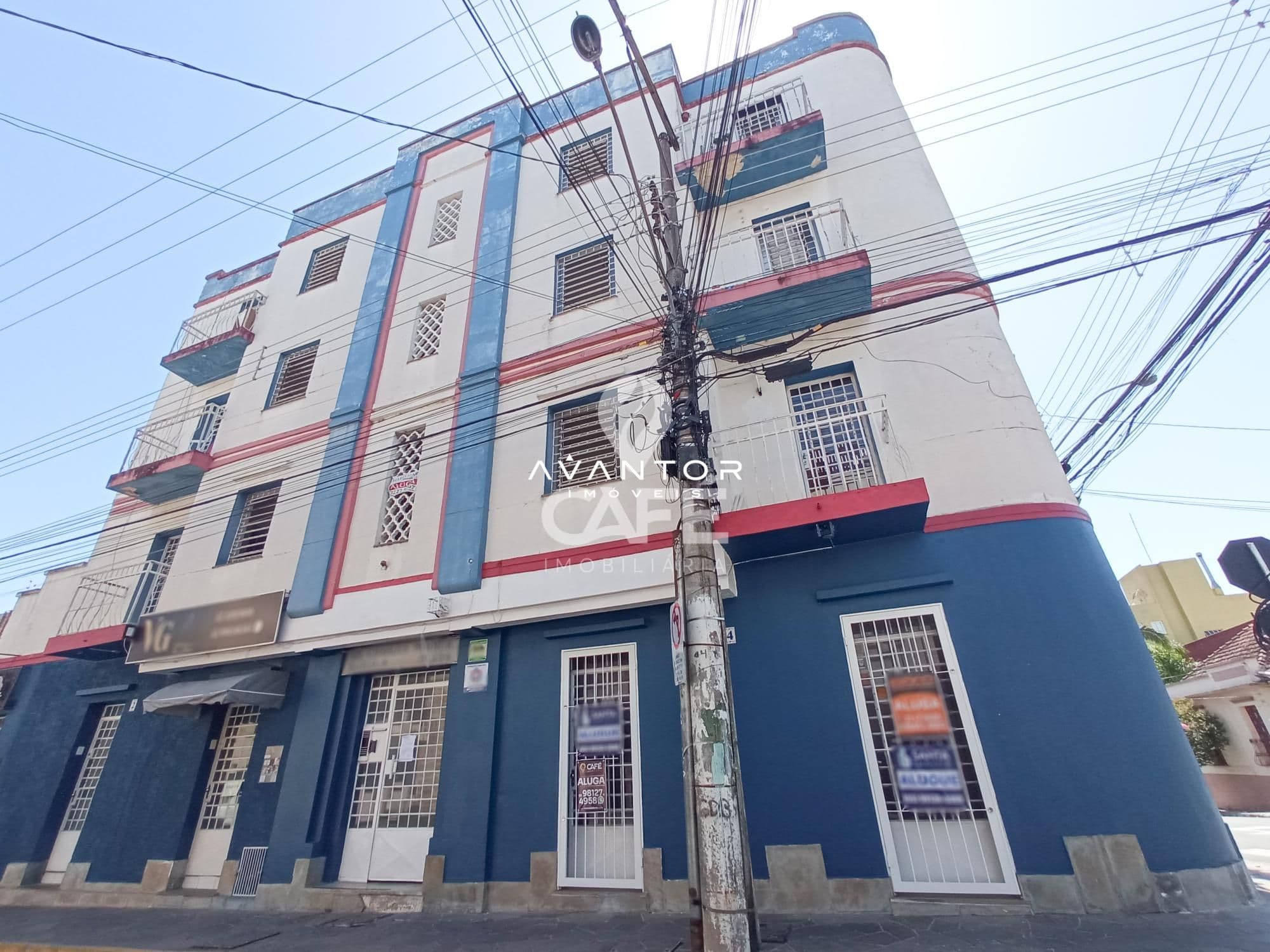 Sala/Loja Térrea Comercial Em Excelente Localização no Centro de Santa Maria — Sala Comercial com 5 salas para alugar em Centro, Santa Maria/RS