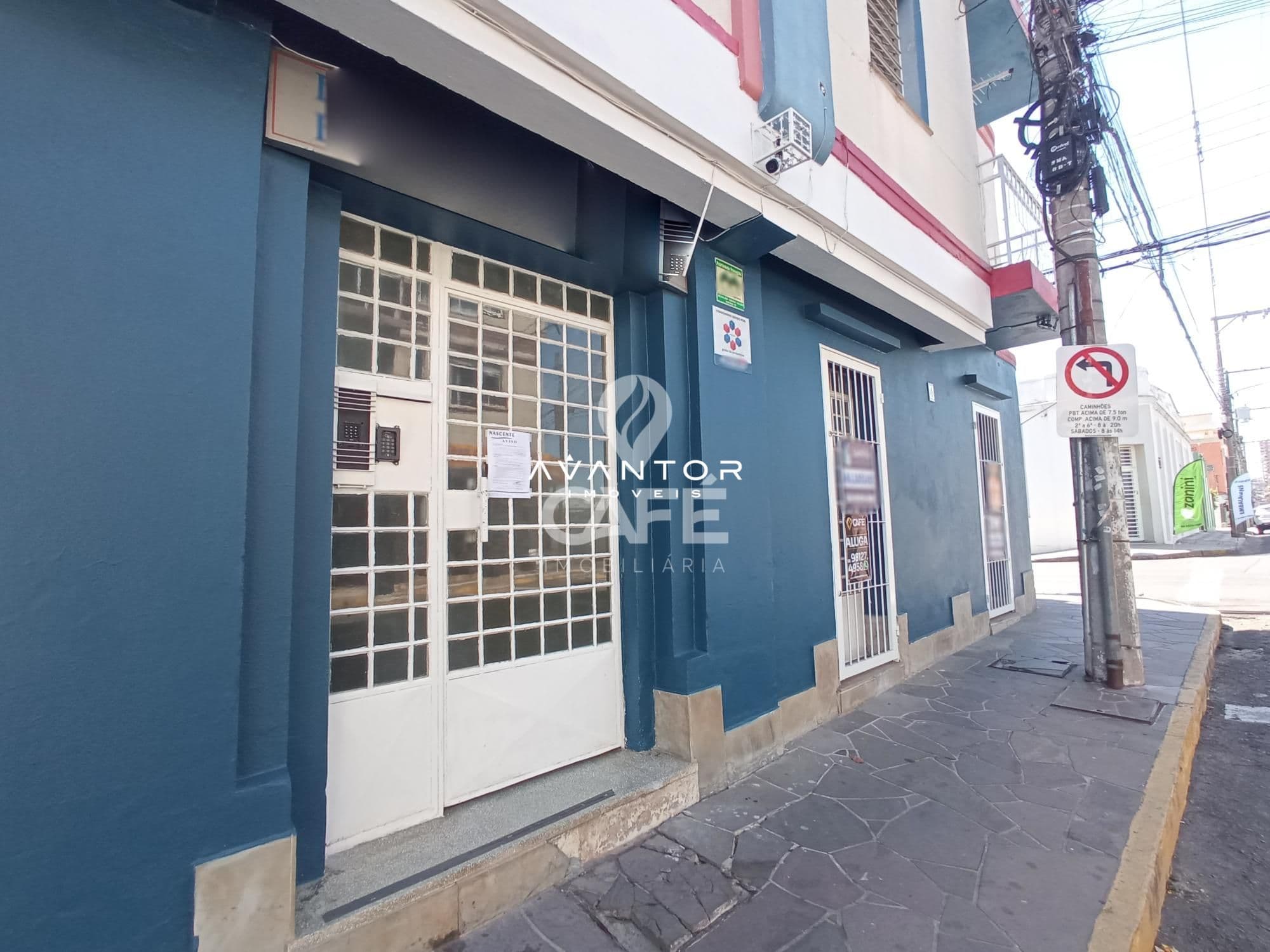 Sala/Loja Térrea Comercial Em Excelente Localização no Centro de Santa Maria — Sala Comercial com 5 salas para alugar em Centro, Santa Maria/RS