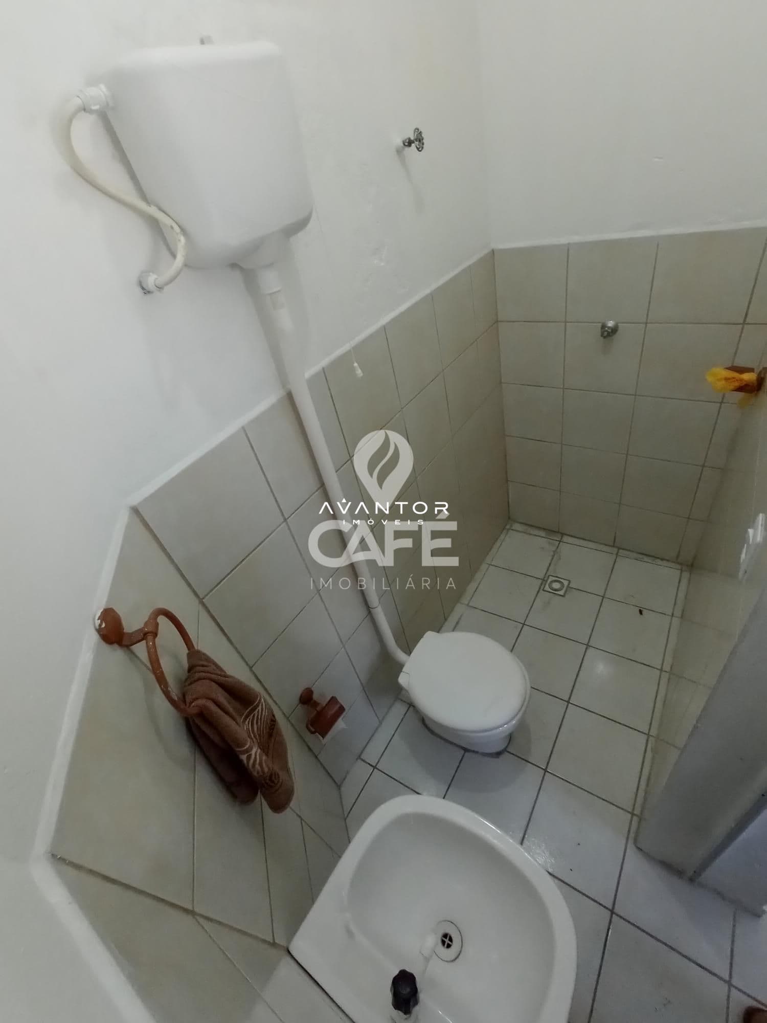 Sala/Loja Térrea Comercial Em Excelente Localização no Centro de Santa Maria — Sala Comercial com 5 salas para alugar em Centro, Santa Maria/RS