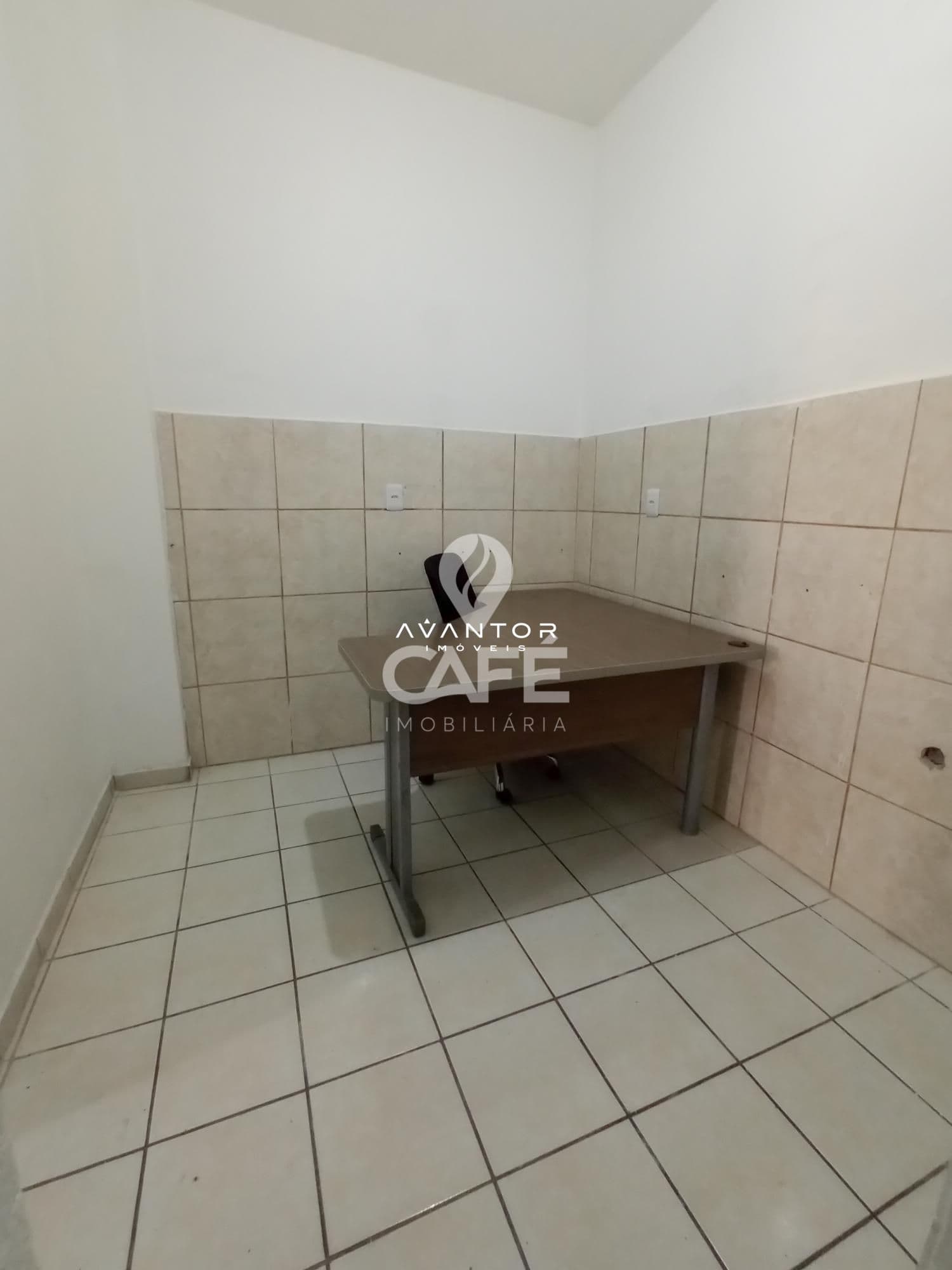 Sala/Loja Térrea Comercial Em Excelente Localização no Centro de Santa Maria — Sala Comercial com 5 salas para alugar em Centro, Santa Maria/RS