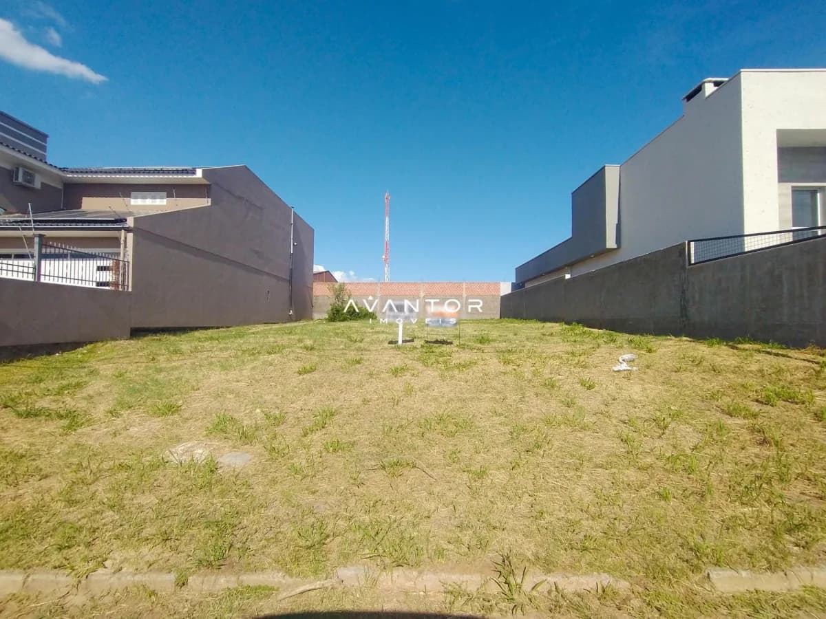 Terreno com vista para torre de transmissão — Terreno à venda em Camobi, Santa Maria/RS