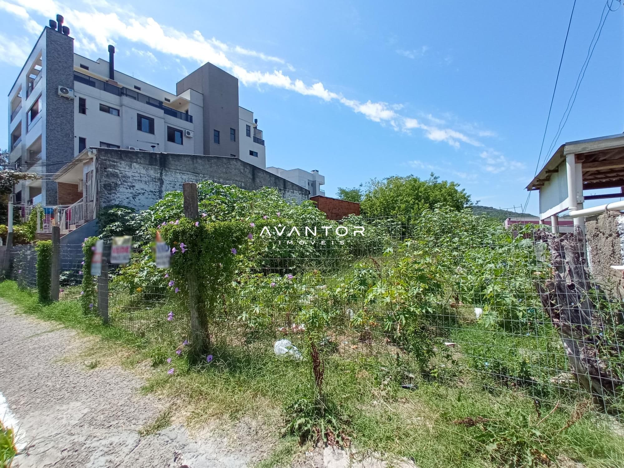 Terreno Pronto Para Construir no Bairro Nonoai — Terreno à venda em Nonoai, Santa Maria/RS