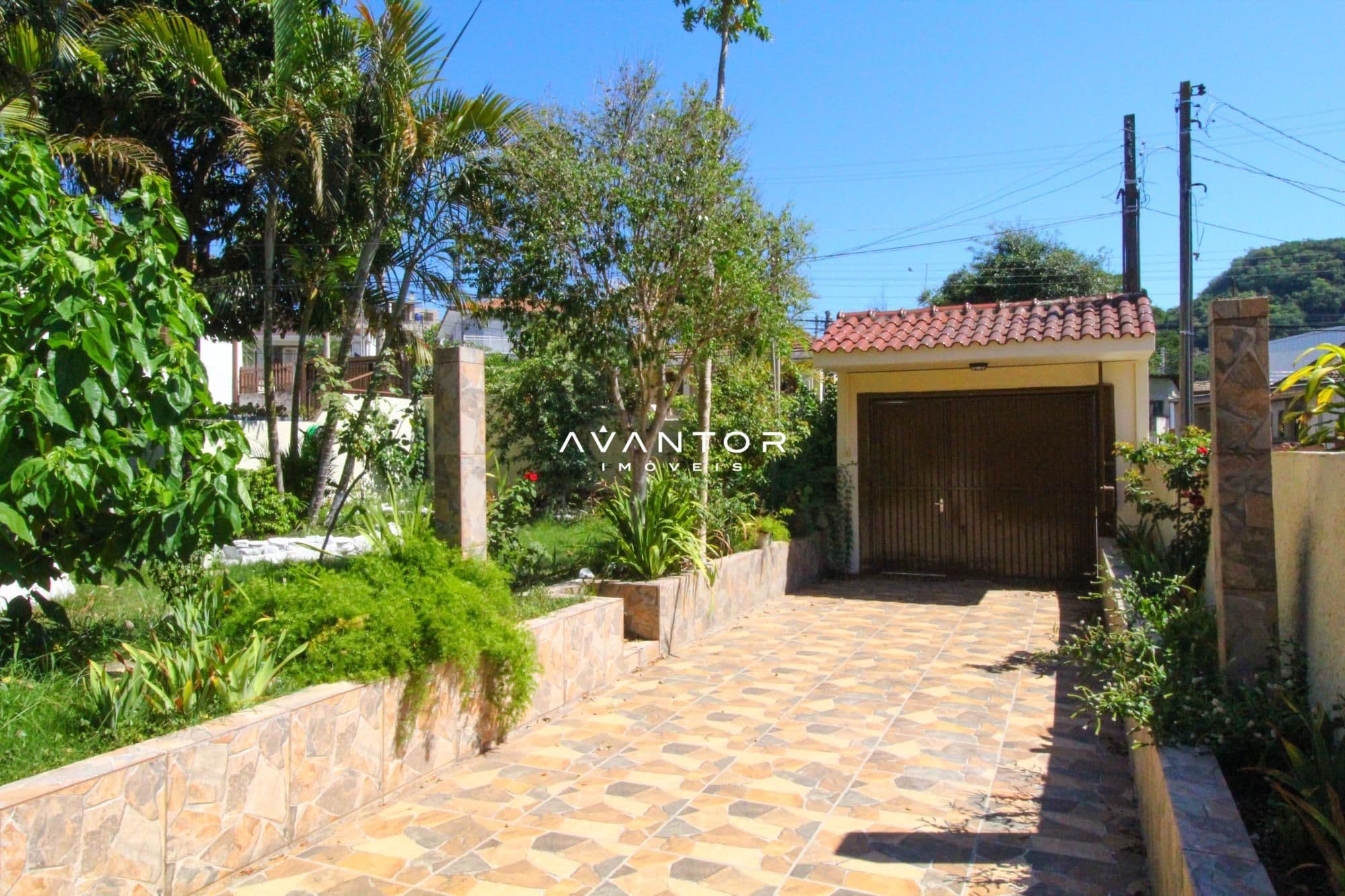 Casa com 4 quartos à venda em Itararé, Santa Maria/RS — foto 4 de 39