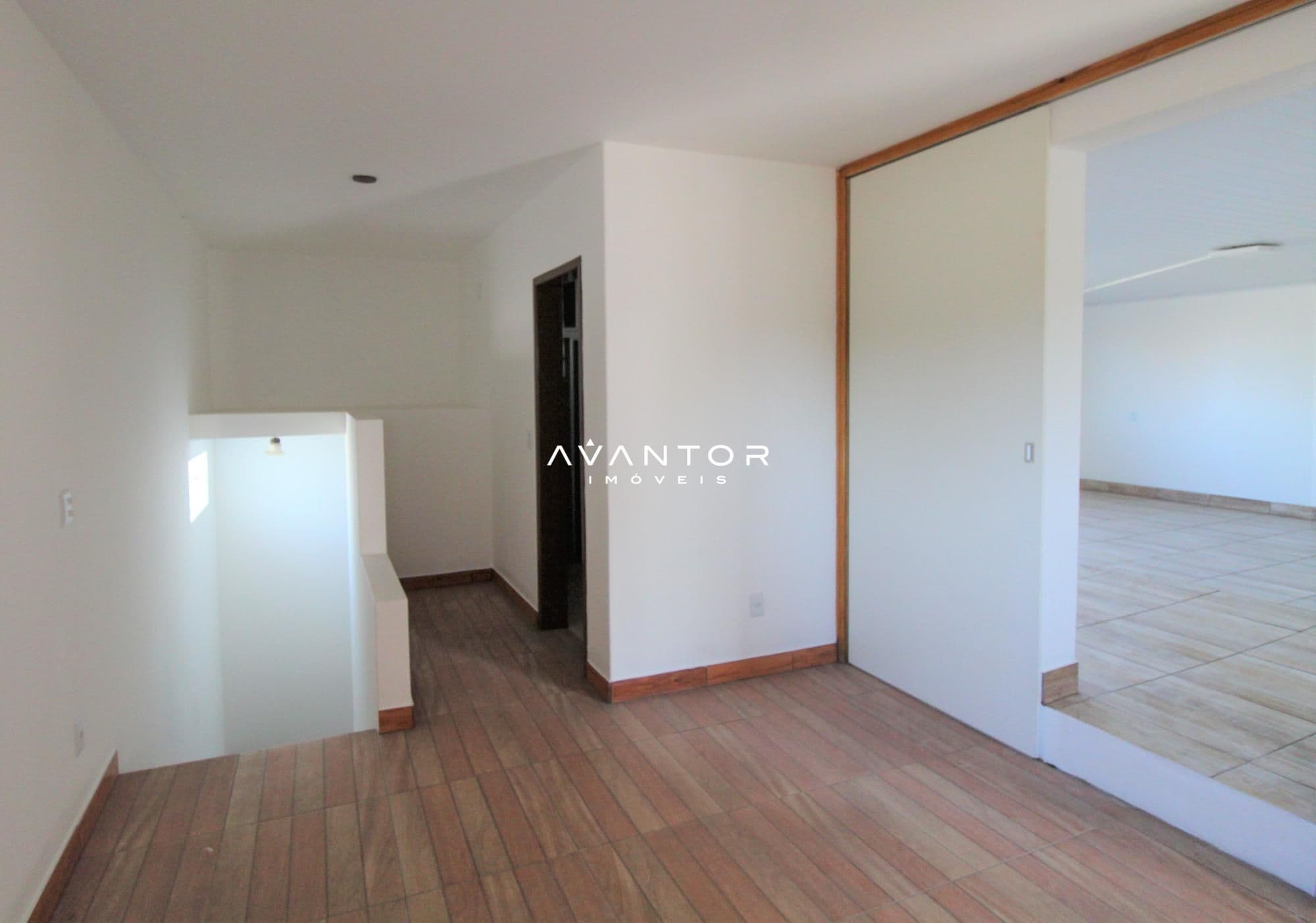 Casa com 4 quartos à venda em Itararé, Santa Maria/RS — foto 23 de 39