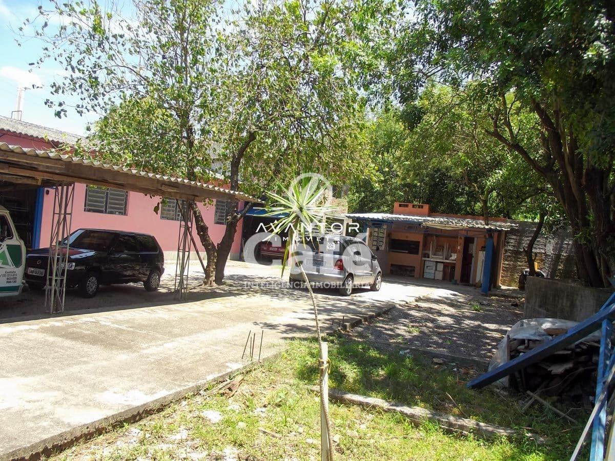 Casa Comercial com 3 salas à venda em Duque de Caxias, Santa Maria/RS — foto 3 de 27