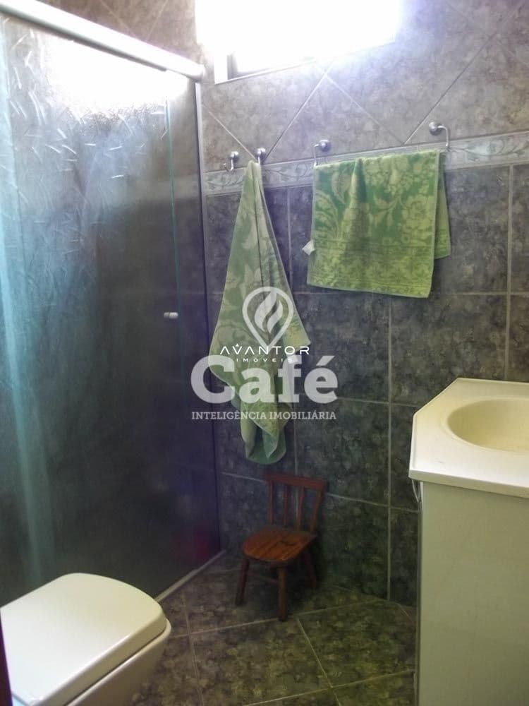 Casa Comercial com 3 salas à venda em Duque de Caxias, Santa Maria/RS — foto 9 de 27