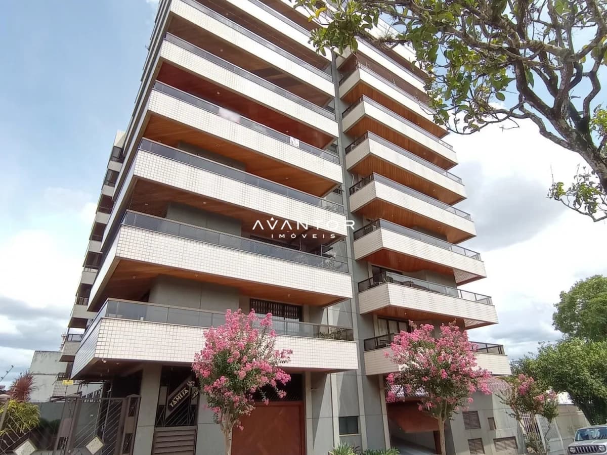 Fachada do prédio com sacadas — Cobertura com 3 quartos à venda no Residencial Tâmisa, em Patronato, Santa Maria/RS
