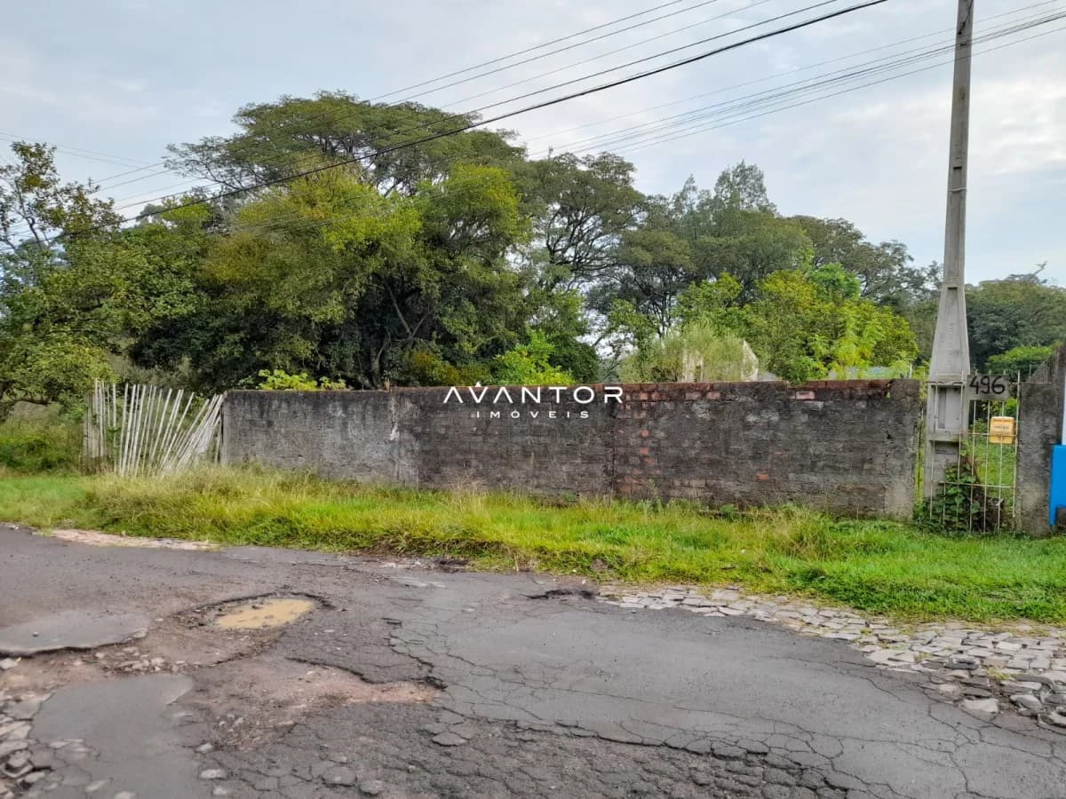 Terreno com muro de entrada — Terreno à venda em Chácara das Flores, Santa Maria/RS
