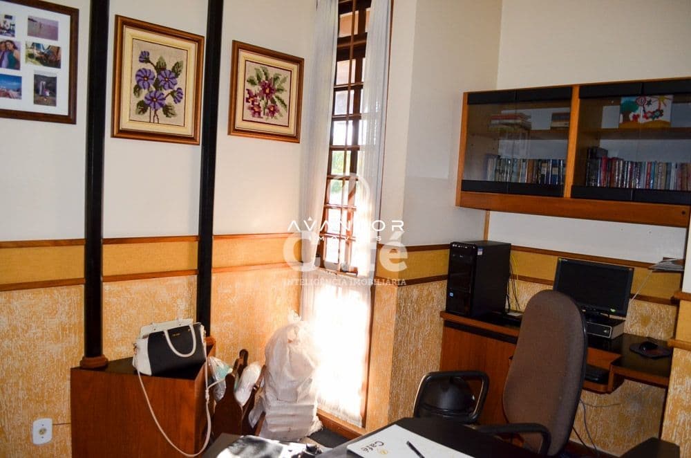 Casa em alto padrão no Bairro Nossa Senhora Medianeira — Casa com 3 quartos à venda em Nossa Senhora Medianeira, Santa Maria/RS
