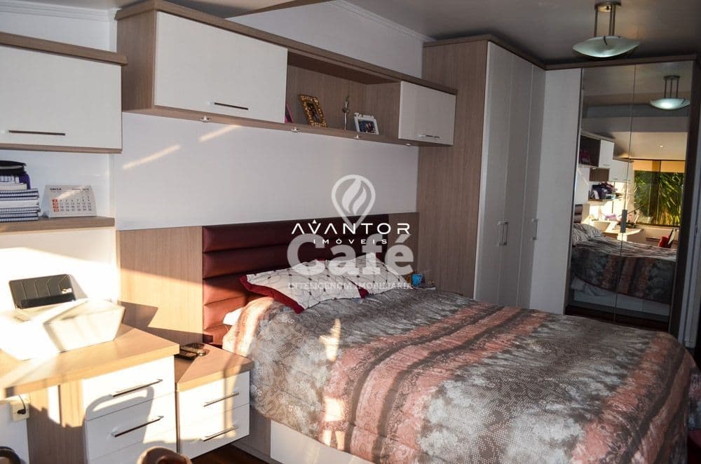 Casa em alto padrão no Bairro Nossa Senhora Medianeira — Casa com 3 quartos à venda em Nossa Senhora Medianeira, Santa Maria/RS