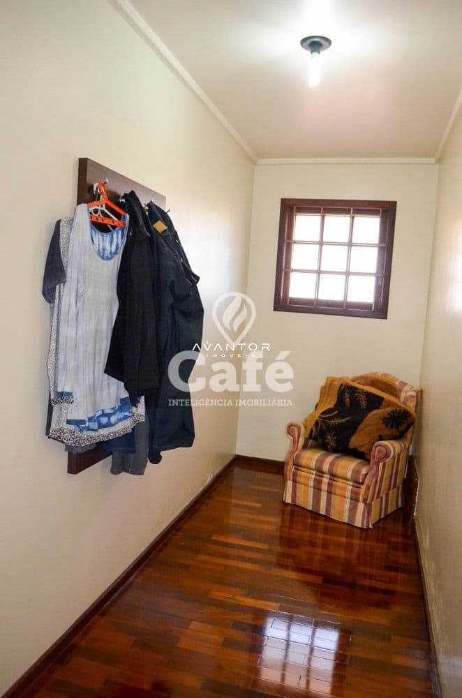 Casa em alto padrão no Bairro Nossa Senhora Medianeira — Casa com 3 quartos à venda em Nossa Senhora Medianeira, Santa Maria/RS