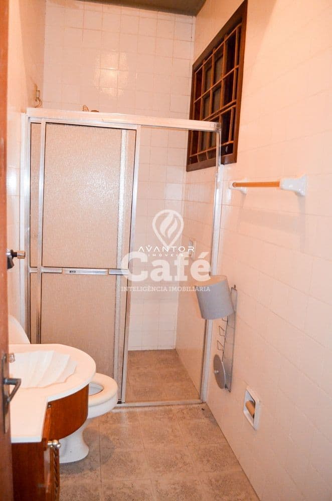 Casa em alto padrão no Bairro Nossa Senhora Medianeira — Casa com 3 quartos à venda em Nossa Senhora Medianeira, Santa Maria/RS