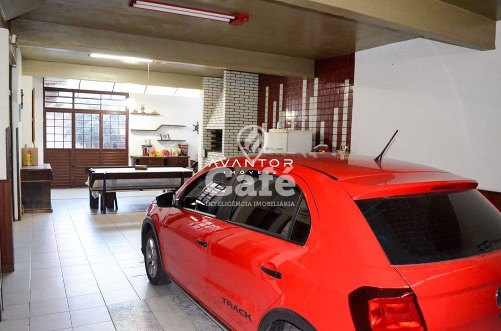 Casa em alto padrão no Bairro Nossa Senhora Medianeira — Casa com 3 quartos à venda em Nossa Senhora Medianeira, Santa Maria/RS