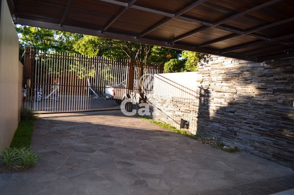 Casa em alto padrão no Bairro Nossa Senhora Medianeira — Casa com 3 quartos à venda em Nossa Senhora Medianeira, Santa Maria/RS