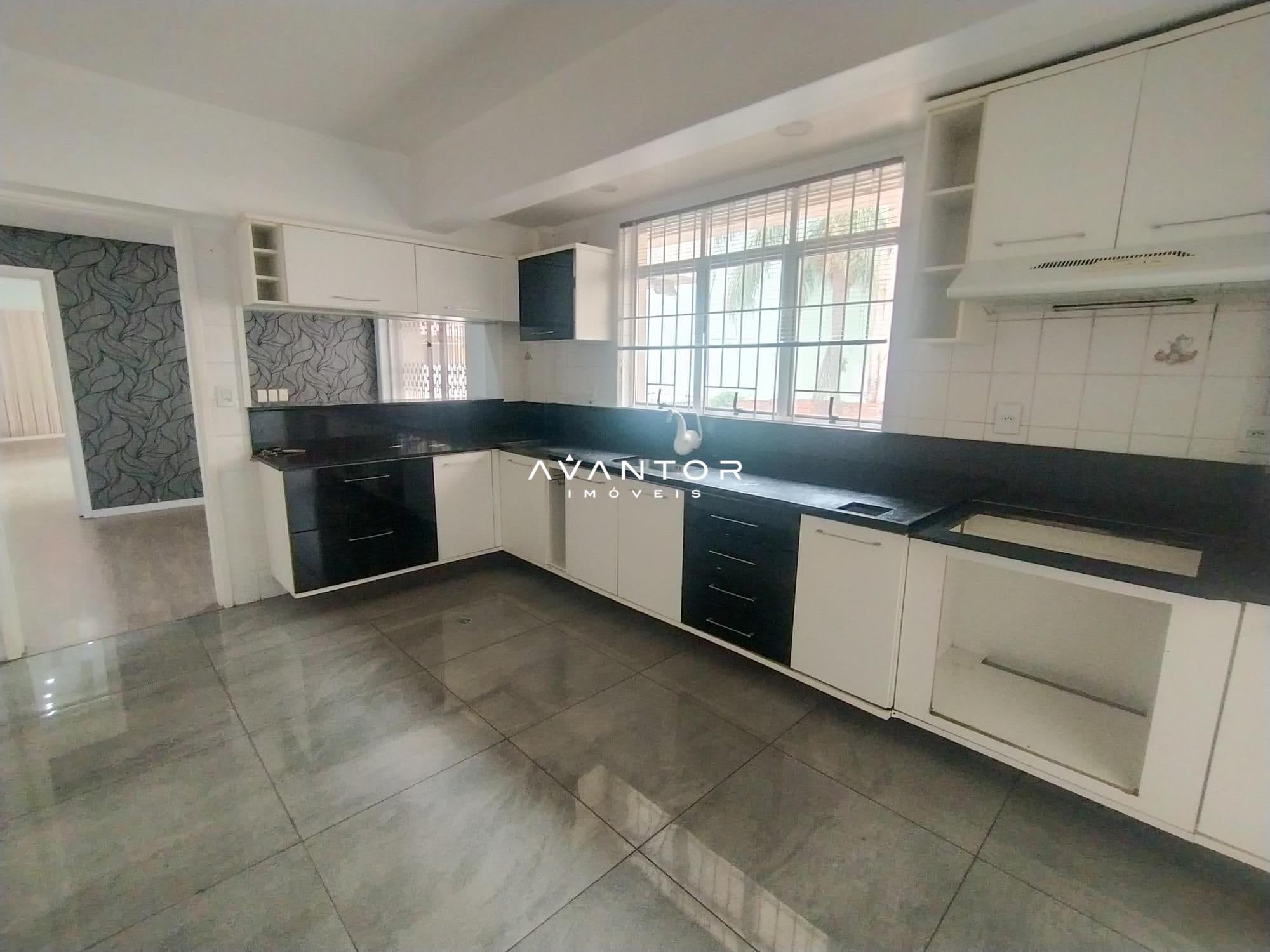 Apartamento com 2 quartos à venda no Edifício Tívoli, em Centro, Santa Maria/RS — foto 4 de 14