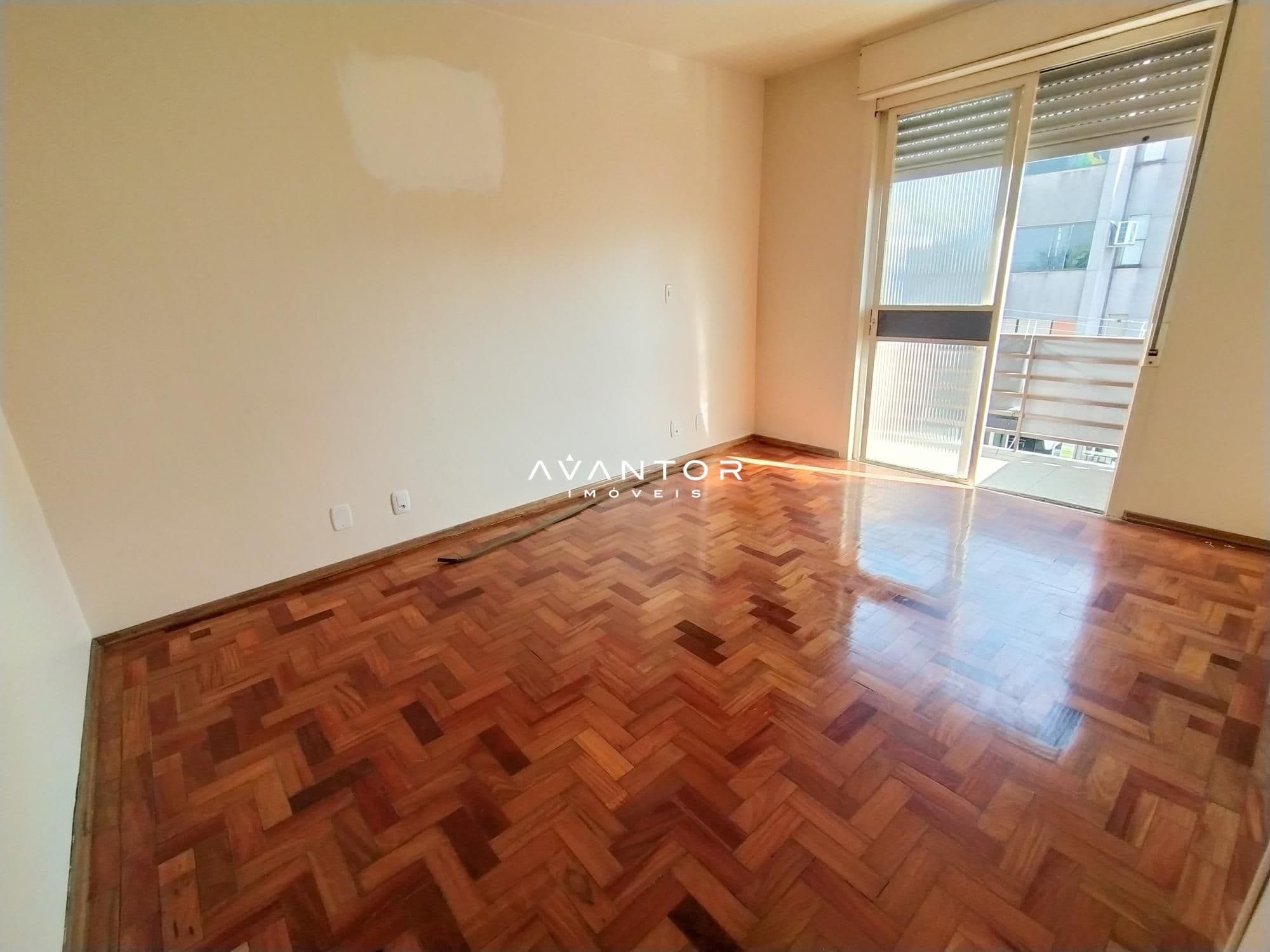 Apartamento com 3 quartos à venda no Edifício Esmeralda, em Bonfim, Santa Maria/RS — foto 2 de 17