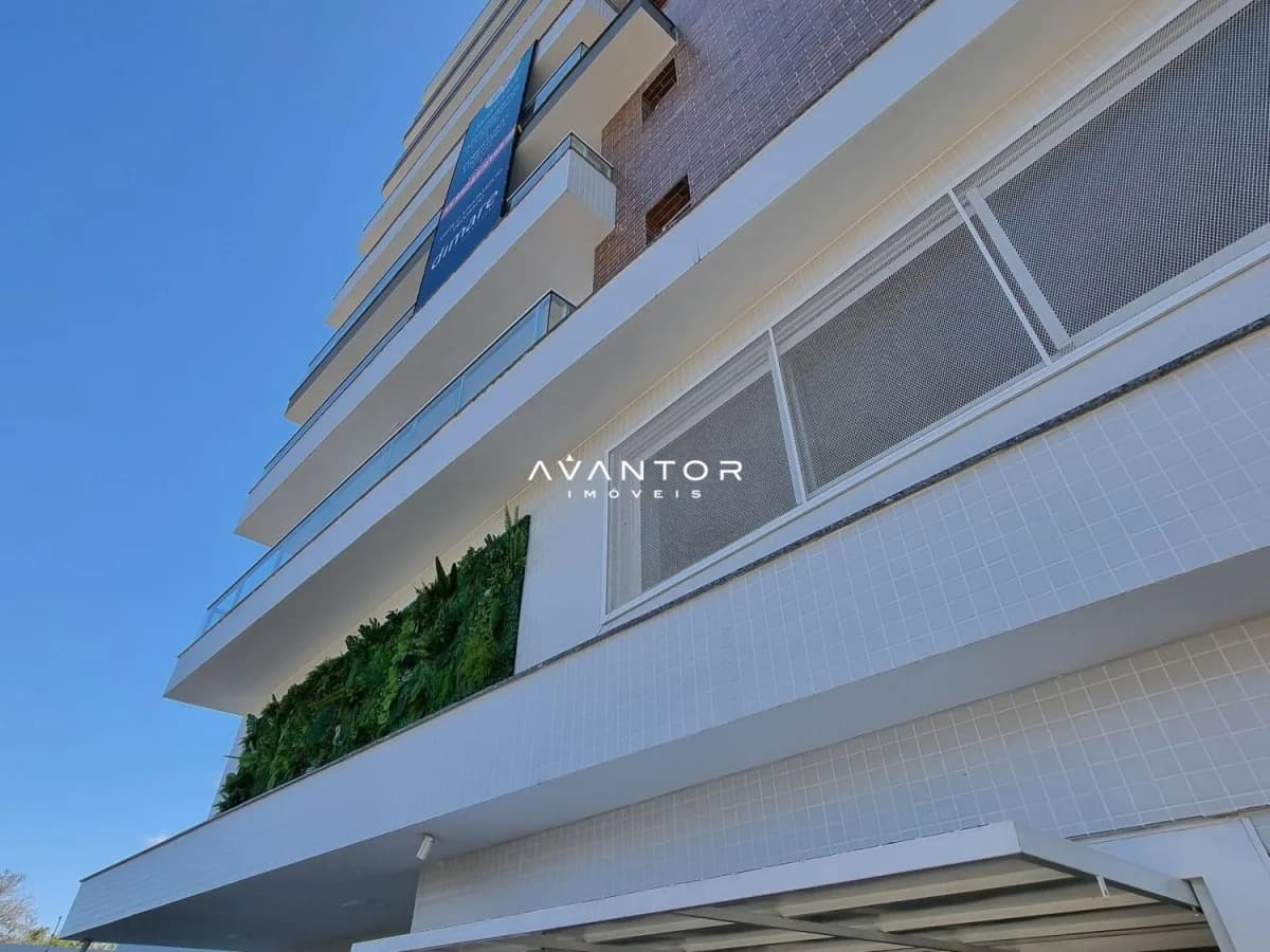 Fachada do prédio com sacada — Apartamento com 2 quartos à venda no Residencial dos Jasmins, em Patronato, Santa Maria/RS