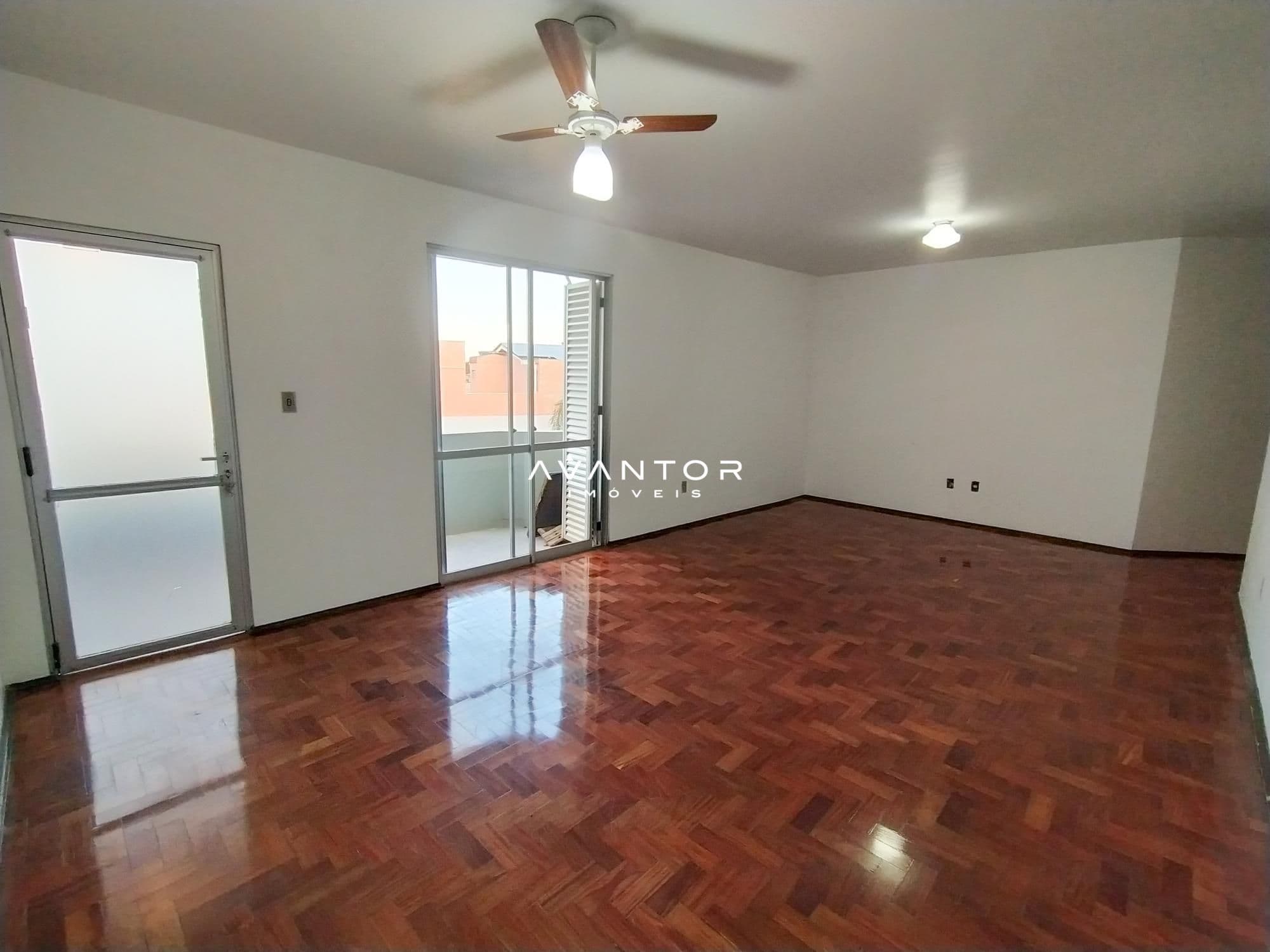Apartamento com 2 quartos à venda no Edifício Por Do Sol, em Menino Jesus, Santa Maria/RS — foto 2 de 15