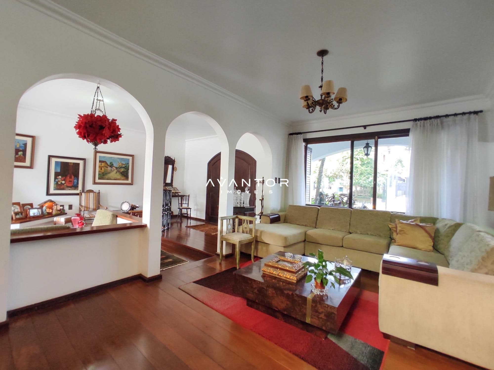 Casa com 6 quartos à venda em Nossa Senhora de Lourdes, Santa Maria/RS — foto 11 de 35