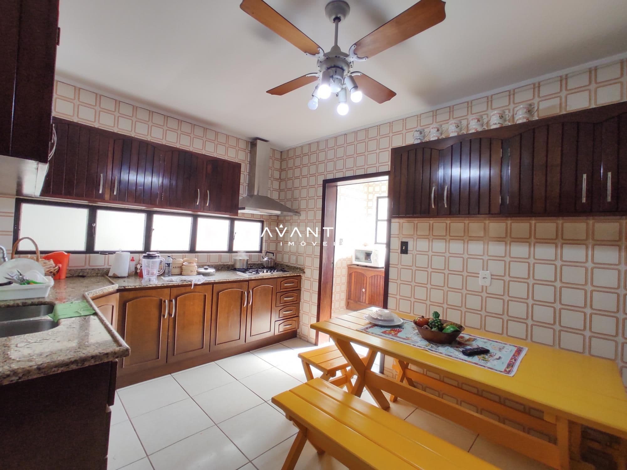 Casa com 6 quartos à venda em Nossa Senhora de Lourdes, Santa Maria/RS — foto 15 de 35