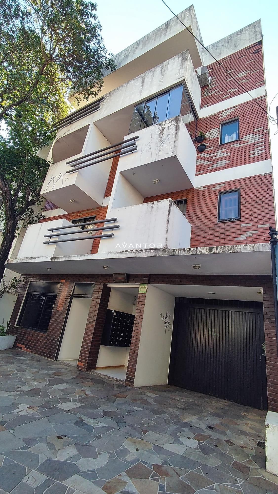 Fachada do prédio com sacadas — Apartamento com 1 quarto à venda no Residencial Chaiten, em Centro, Santa Maria/RS