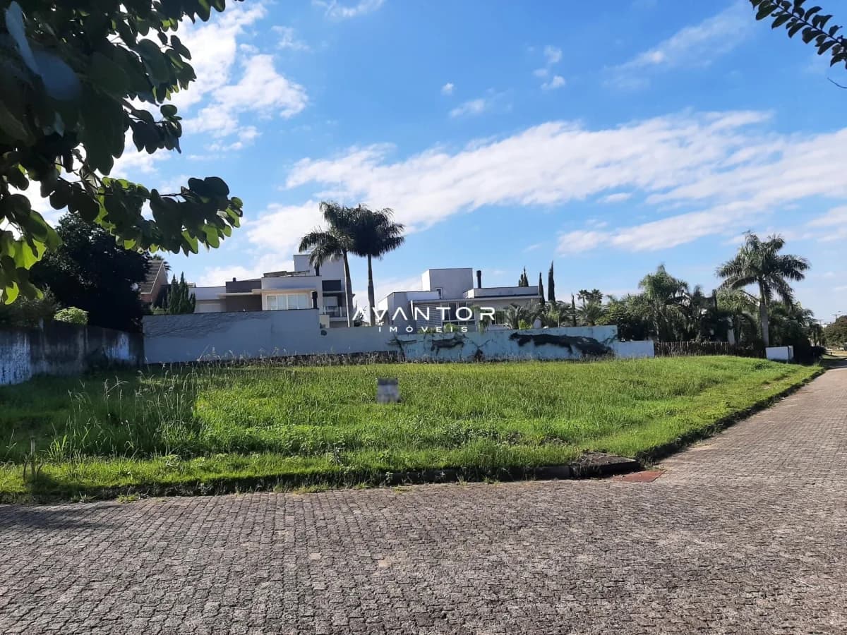 Terreno com 5 quartos à venda no Condomínio Sociedade de Medicina, em Camobi, Santa Maria/RS