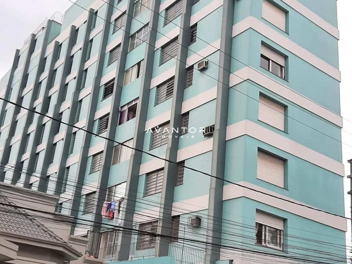 Fachada do prédio com múltiplos andares — Cobertura com 4 quartos à venda no Edifício Espanha, em Centro, Santa Maria/RS