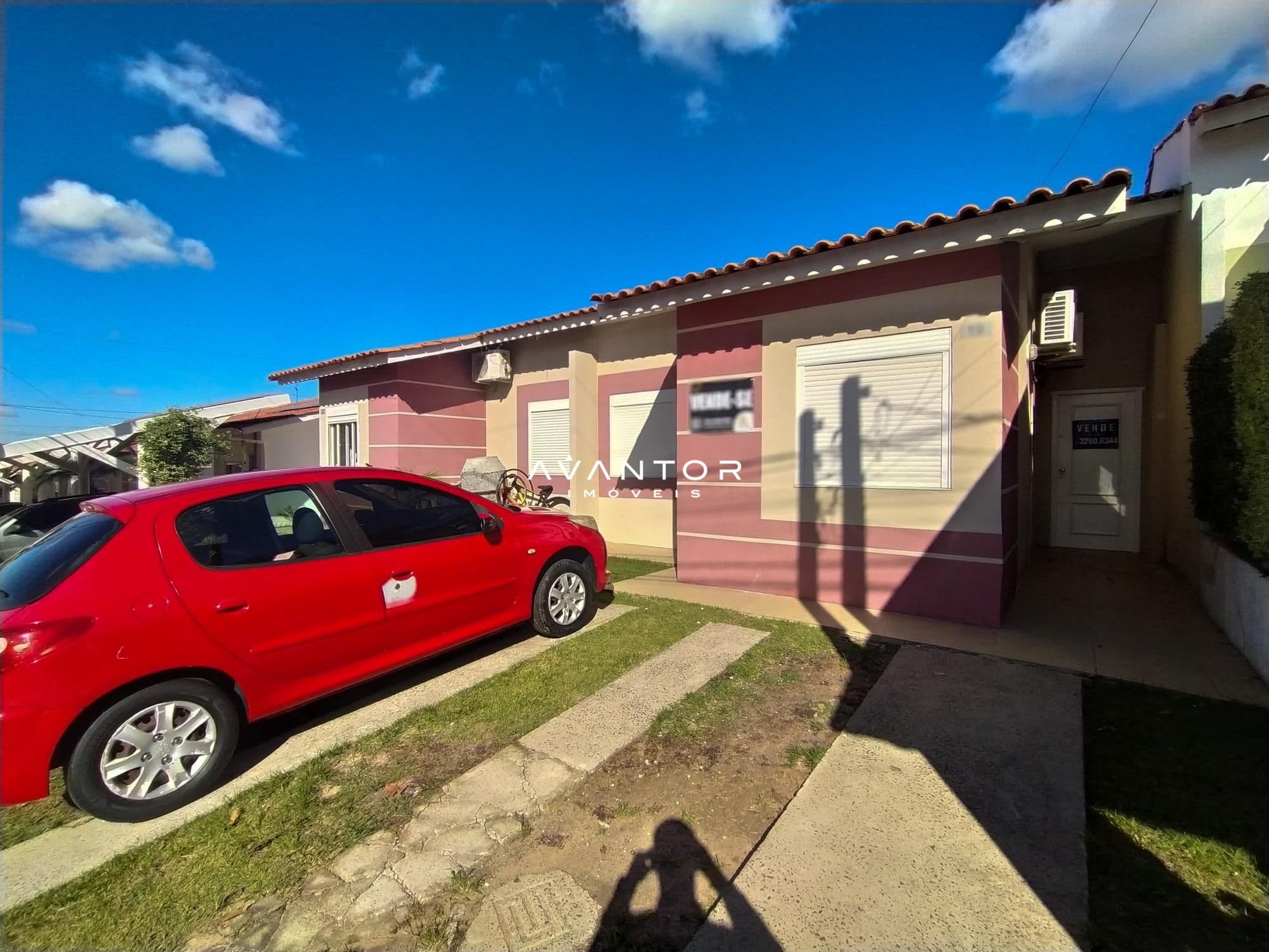 Fachada da casa com garagem — Casa com 2 quartos à venda no Residencial Terra Nova, em Cerrito, Santa Maria/RS