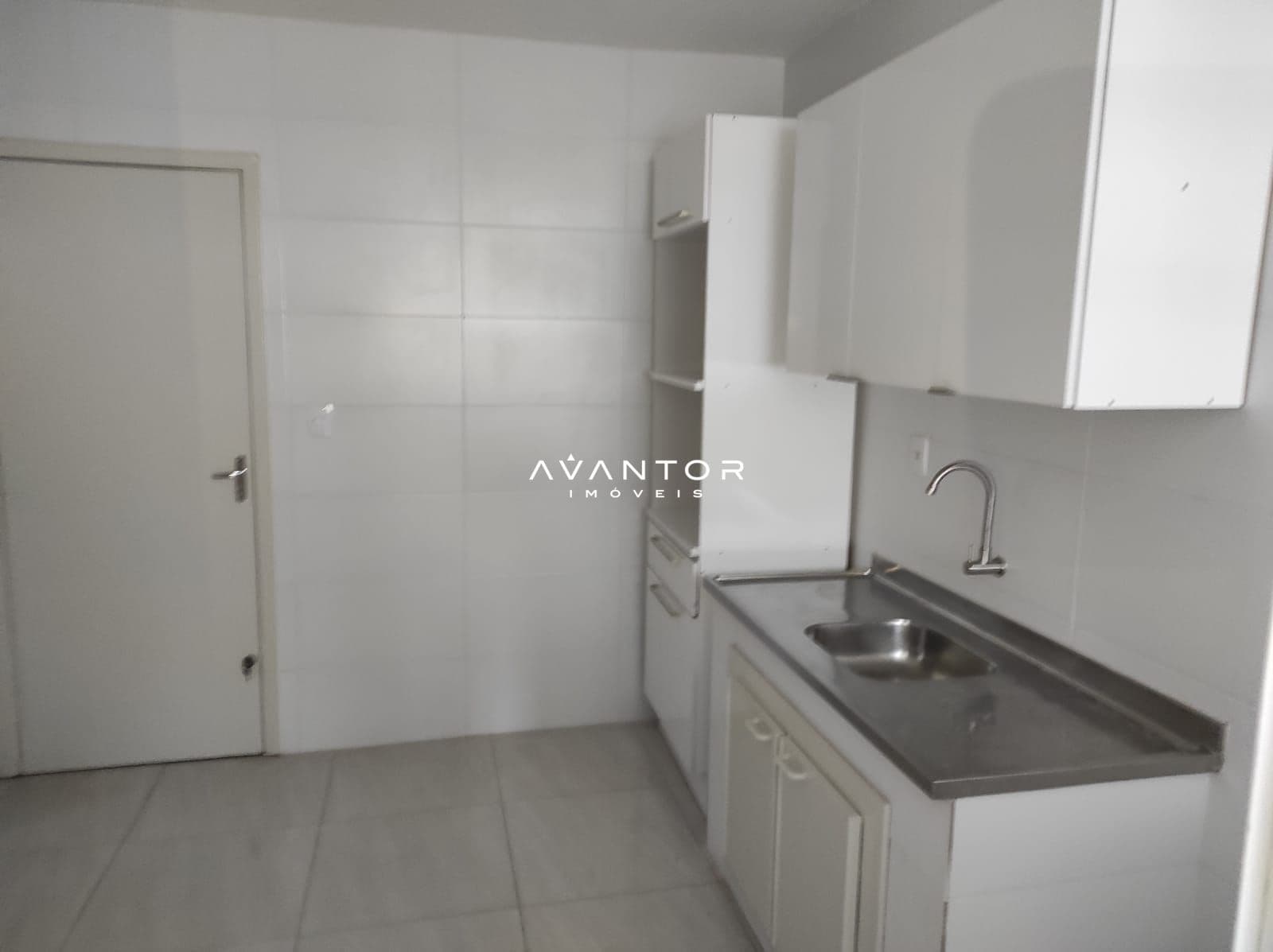 Apartamento com 2 quartos à venda no Edifício Noruega, em Centro, Santa Maria/RS — foto 3 de 14