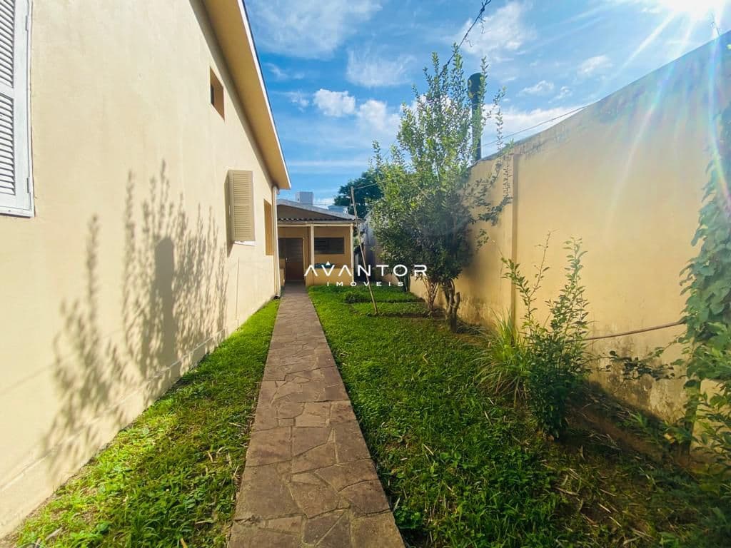 Casa com 4 quartos à venda em Nossa Senhora de Lourdes, Santa Maria/RS — foto 3 de 22