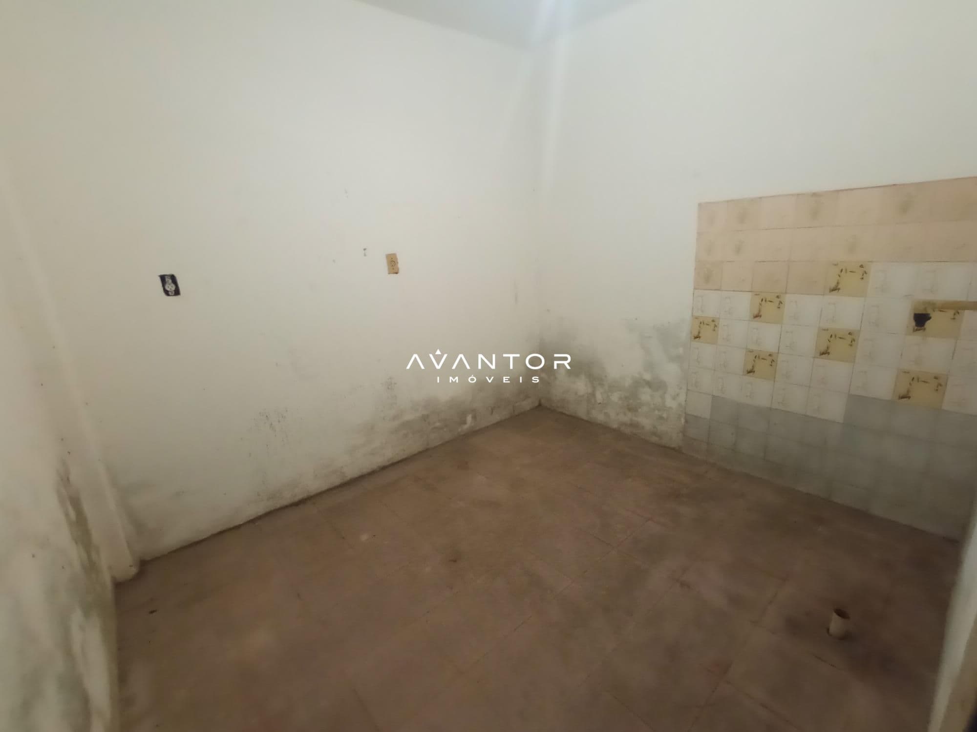 Pavilhão com 3 salas para alugar em Duque de Caxias, Santa Maria/RS — foto 7 de 12