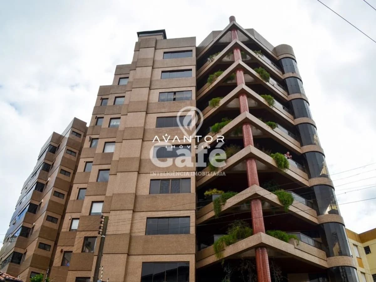 Fachada do prédio com vegetação nas sacadas — Edifício Mário Quintana, Centro, Santa Maria/RS