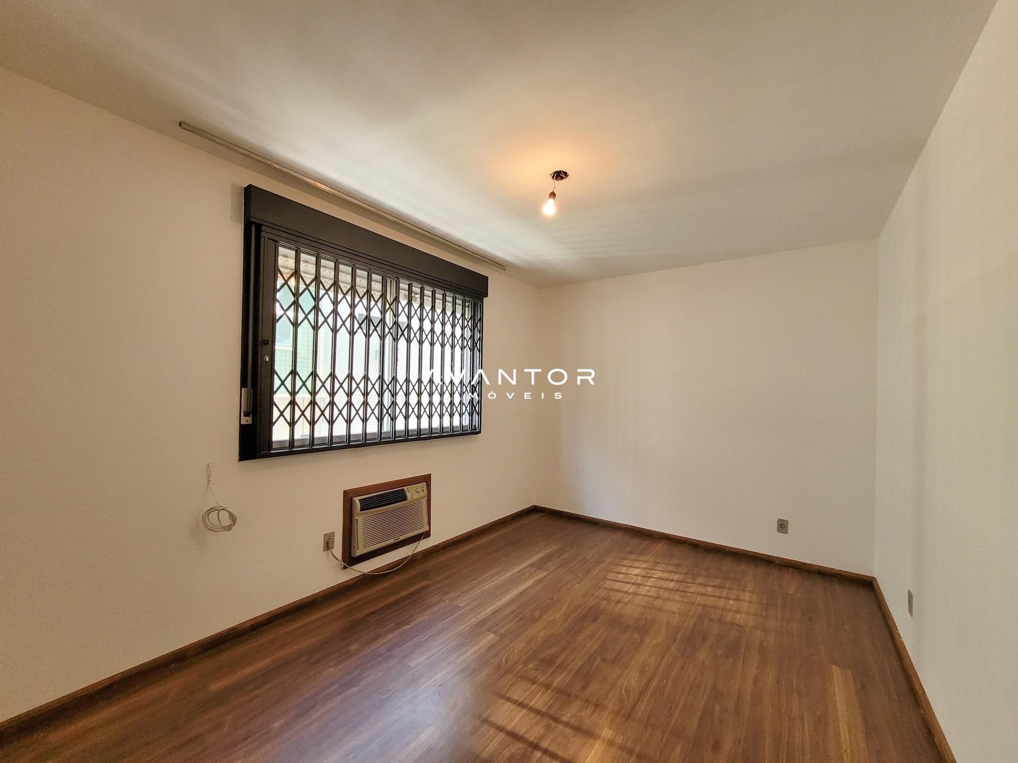 Apartamento com 2 quartos à venda no Edifício Jandaia, em Centro, Santa Maria/RS — foto 16 de 18