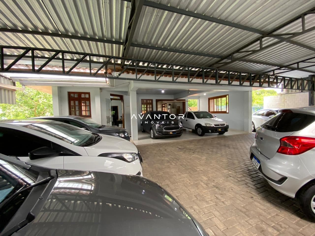 Prédio Comercial com 2 salas à venda em Camobi, Santa Maria/RS — foto 2 de 33