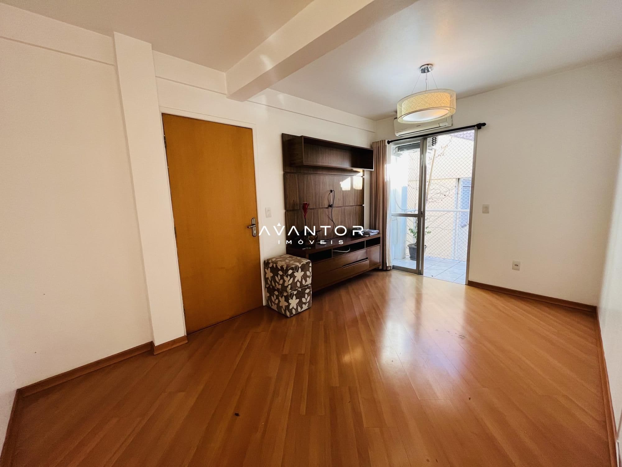Apartamento com 3 quartos à venda no Edifício Kirigua, em Centro, Santa Maria/RS — foto 2 de 15
