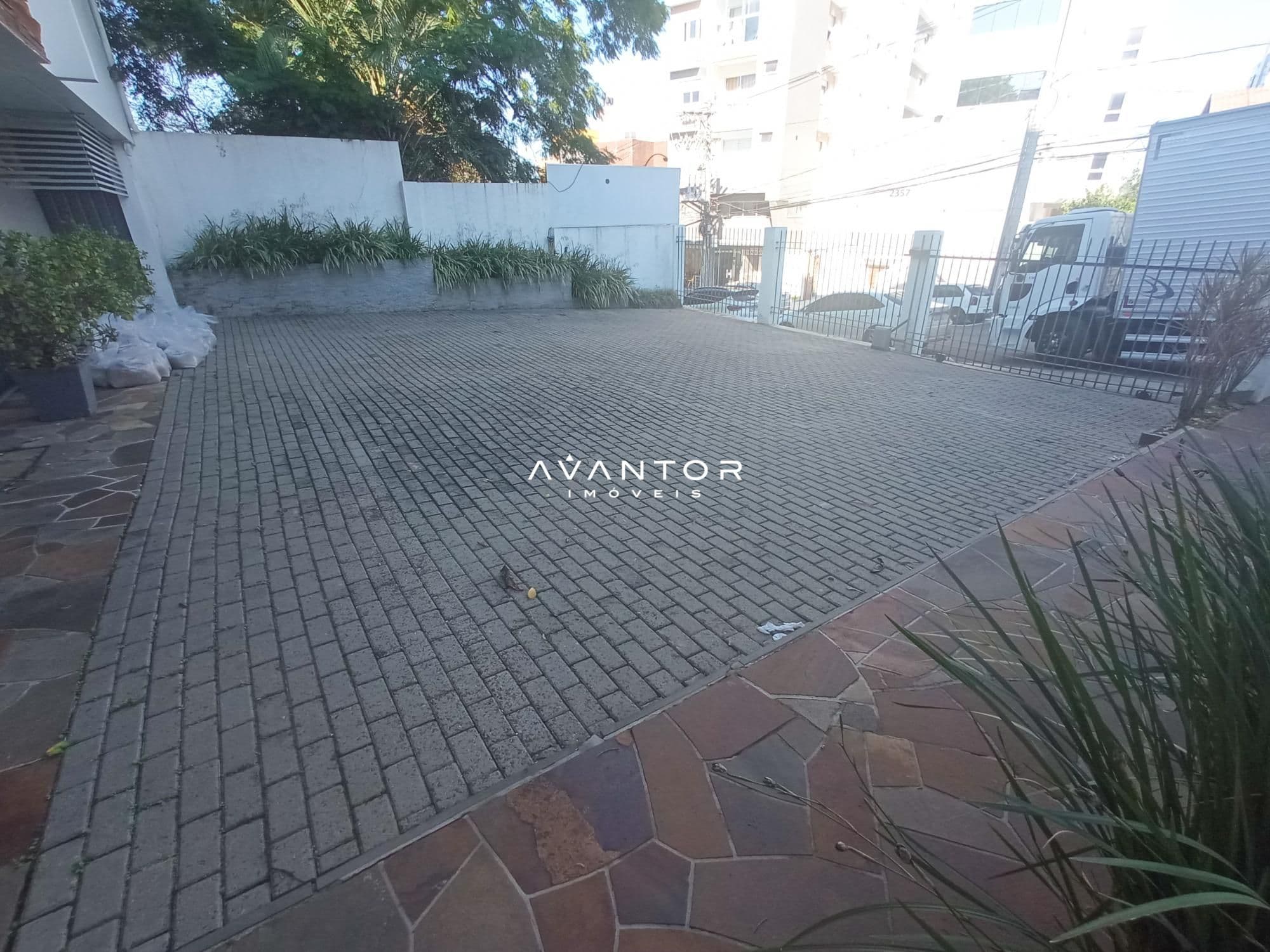 Sala Comercial com 3 salas para alugar em Nossa Senhora Medianeira, Santa Maria/RS — foto 16 de 16