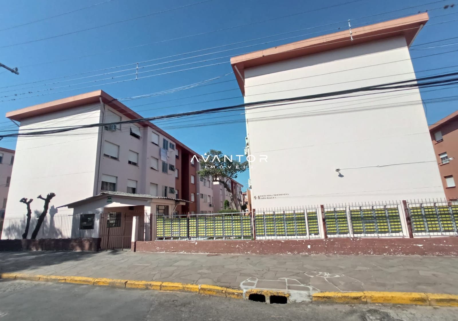 Fachada do condomínio com portaria — Apartamento com 3 quartos à venda no Conjunto João Paulo I, em Nonoai, Santa Maria/RS