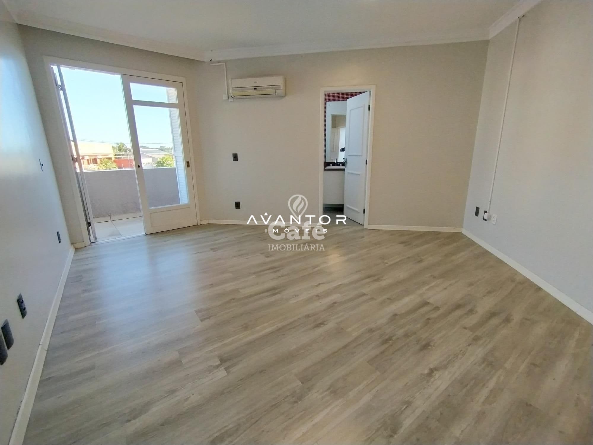 Casa com 4 quartos à venda em Tomazetti, Santa Maria/RS — foto 7 de 33