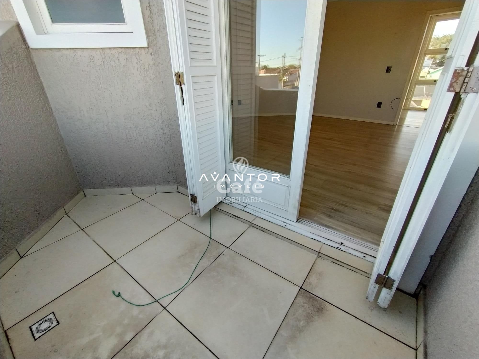 Casa com 4 quartos à venda em Tomazetti, Santa Maria/RS — foto 9 de 33